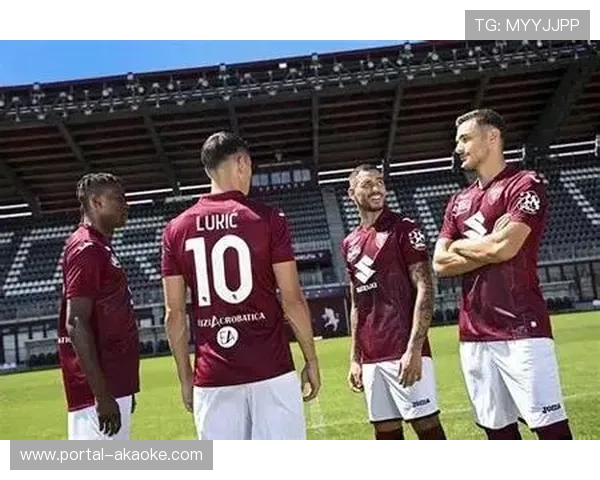 多特蒙德对阵亚特兰大，黄黑军团残阵防线面临真蓝黑反击考验